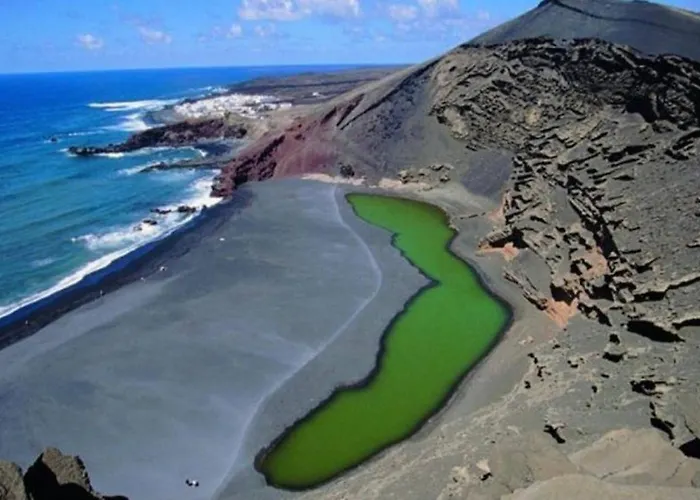 Sunny Дом отдыха Тиас